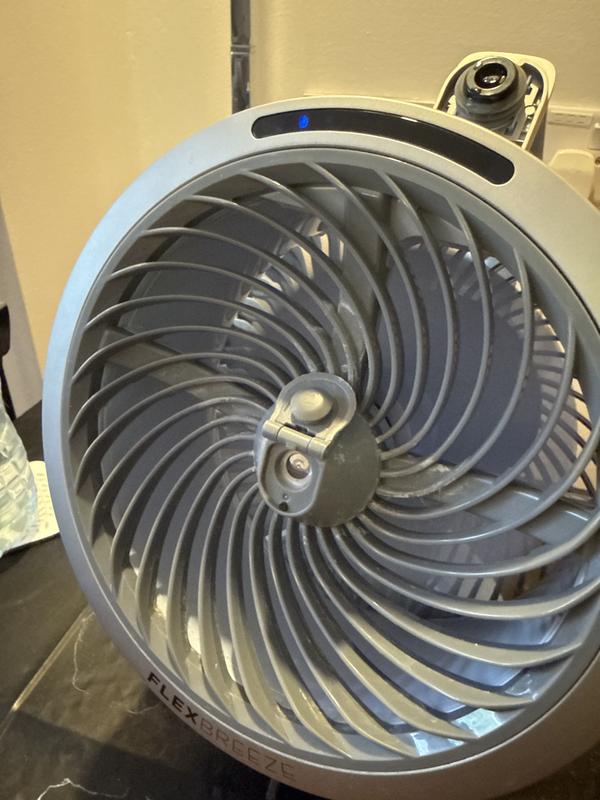 Customer photo 3 of the Shark FlexBreeze HydroGo